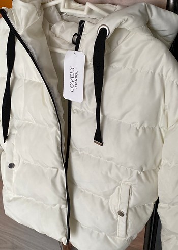 Beyaz Fermuarlı Kadın Kışlık Ceket - Görsel 4