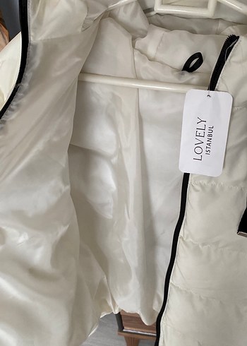 Beyaz Fermuarlı Kadın Kışlık Ceket - Görsel 2