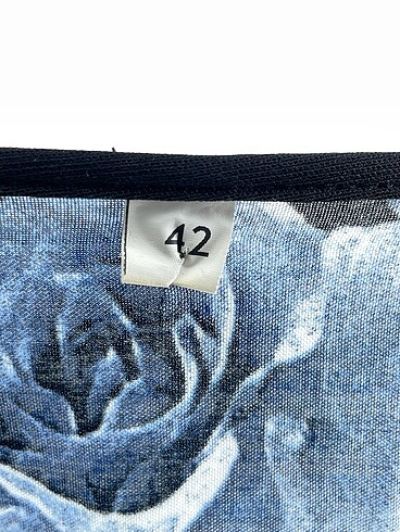 42 Beden çeşitli Renk PreLoved Kısa Elbise %70 İndirimli.