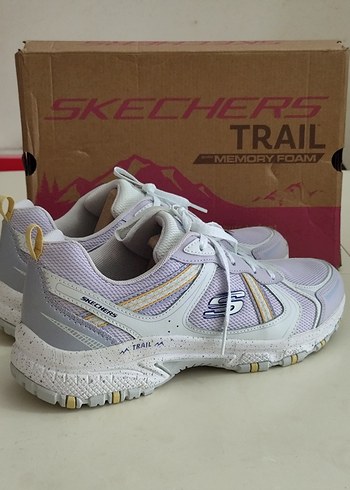 Skechers Beyaz Spor Sneakers
