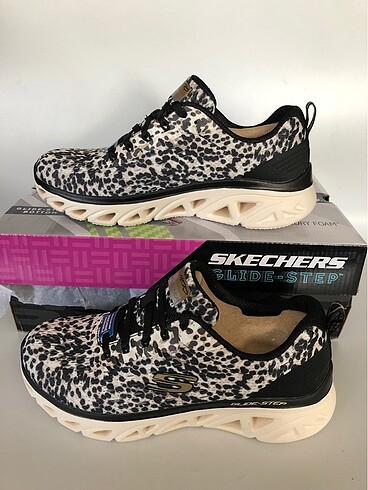 36,5 Beden Skechers