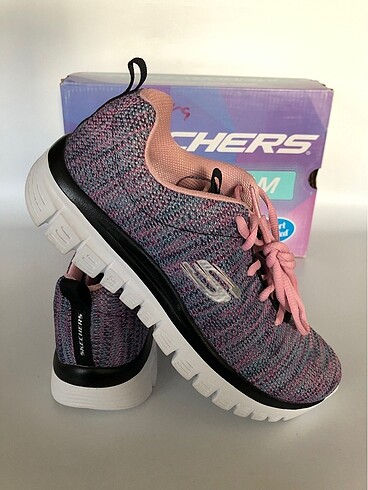 37 Beden çeşitli Renk Skechers 37 no