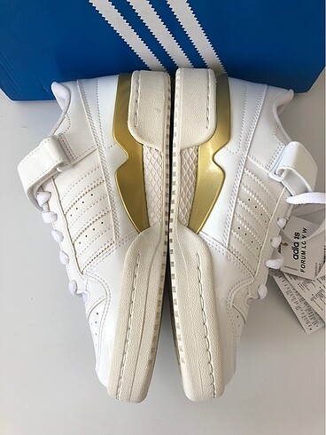 37,5 Beden Adidas 37.5 numara?