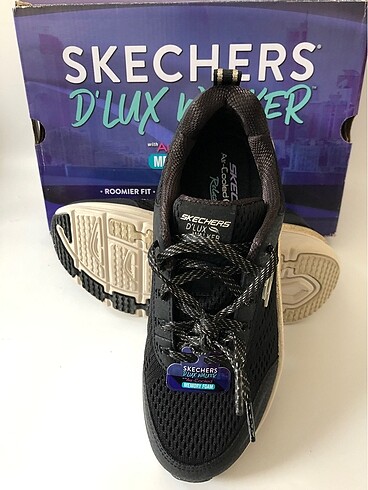36 Beden siyah Renk Skechers 36 numara?