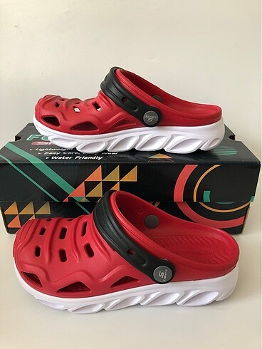 27 Beden kırmızı Renk Skechers ışıklı 27.5 numara