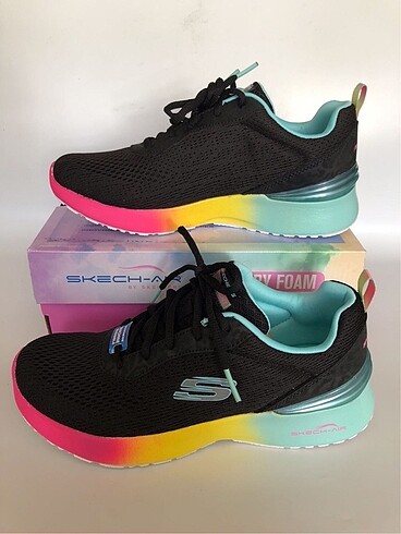 37 Beden siyah Renk Skechers 37 numara