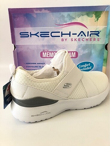 39 Beden beyaz Renk Skechers 39 numara