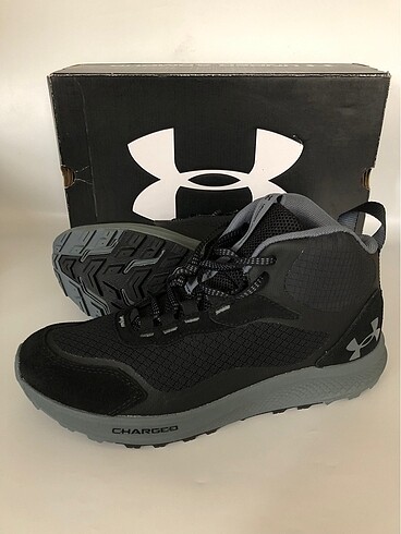 Under Armour 42.5 numara