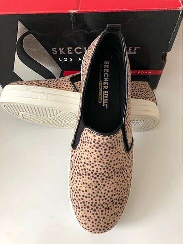 38,5 Beden Skechers 38.5 numara