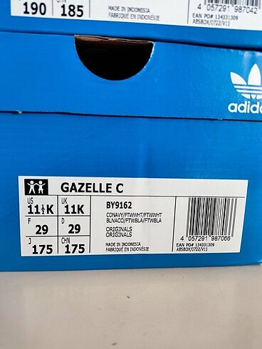 29 Beden lacivert Renk Adidas Gazelle çocuk ayakkabısı