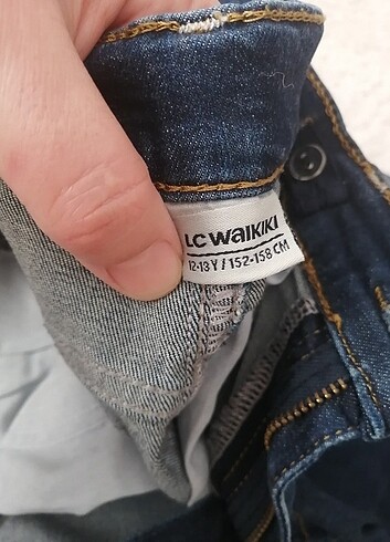 LC Waikiki 10 yaş için uygun erkek çocuk kıyafeti