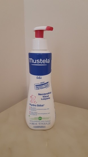 Mustela nemlendirici vücut losyonu 