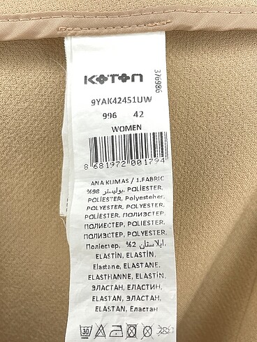 42 Beden çeşitli Renk Koton Düz Kesim %70 İndirimli.