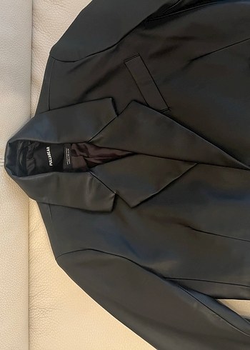 Pull And Bear Deri Crop Blazer Ceket