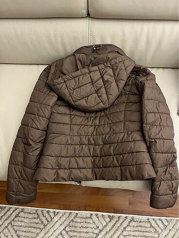 xs Beden Zara Kapusonlu Mont