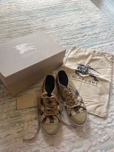 36 Beden camel Renk Burberry ayakkabı