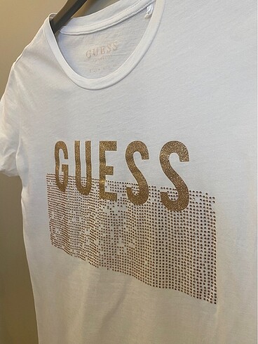 s Beden Guess tişört