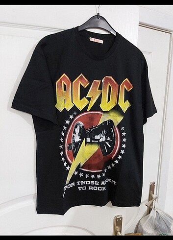 AC DC baskılı tshirt 