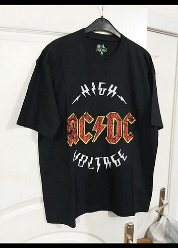 AC DC baskılı tshirt 