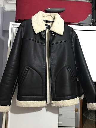 Bershka deri mont,mağaza fiyatı 899,99