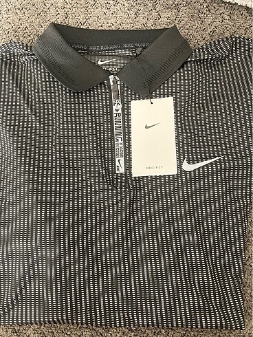 Nike nike erkek tişört