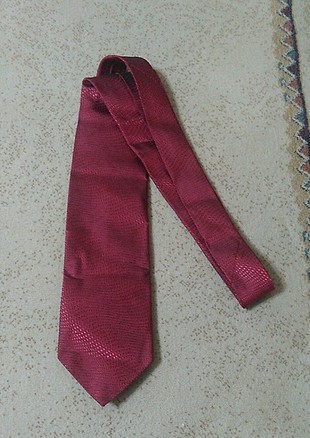 kırmızı-bordo kravat
