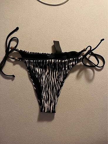 Pull and Bear bikini