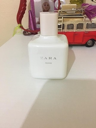 Zara Femme Parfüm Sıfır
