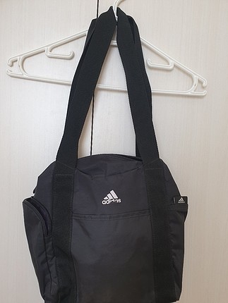 Adidas çanta