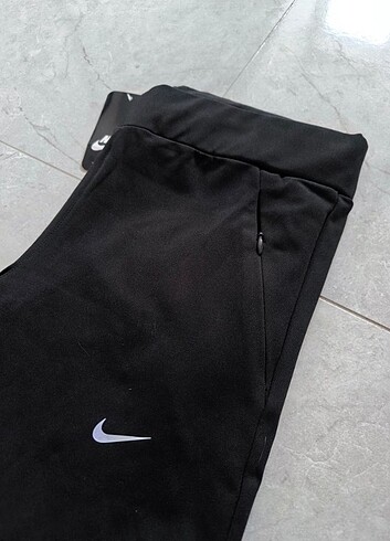 Nike Nike Yüksek Bel Eşofman Pantolon İçi Şardonlu