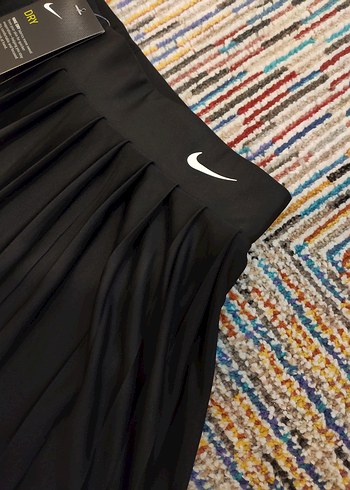Nike Siyah Pilili Mini Spor Şortlu Etek - Görsel 3