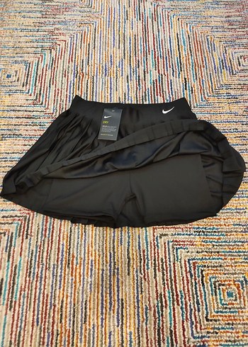 Nike Siyah Pilili Mini Spor Şortlu Etek - Görsel 2