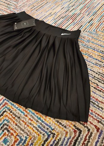 Nike Siyah Pilili Mini Spor Şortlu Etek - Görsel 4