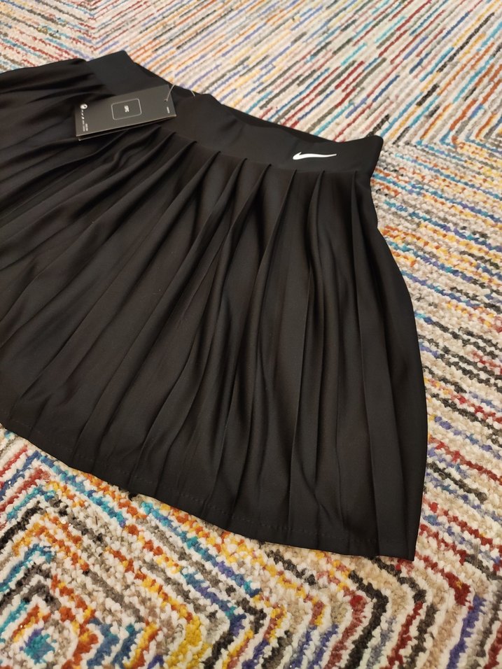 Nike Siyah Pilili Mini Spor Şortlu Etek - Görsel 4