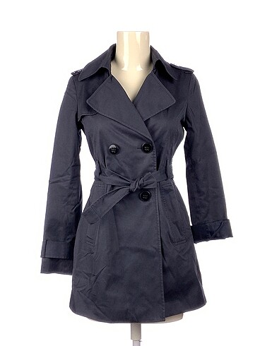 Benetton Trenchcoat %70 İndirimli.