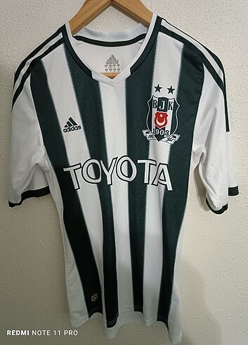 ADİDAS MARKALİ FORMA 