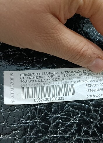 Beden siyah Renk STRADİVARİUS MARKALI ÇANTA