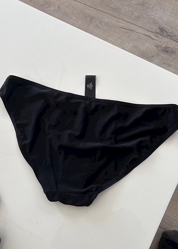 Siyah Kadın Bikini Altı - Görsel 4