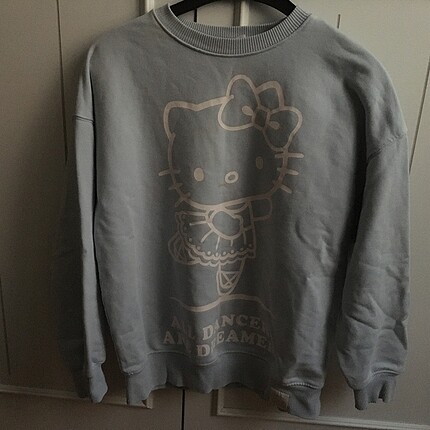 hello kitty zara sweatshirt
