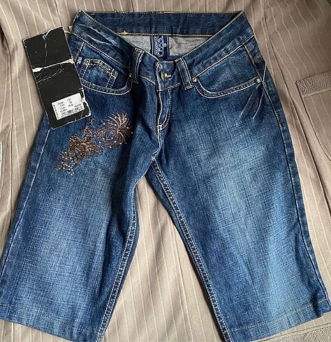 Victoria Beckham Y2K Kapri Pantolon