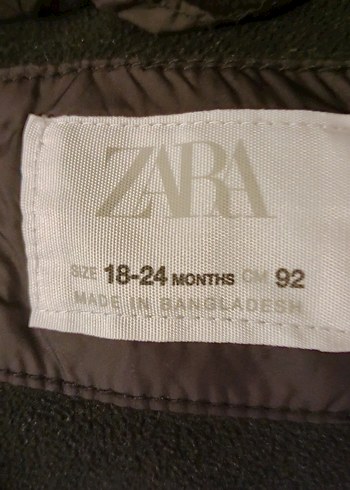 Siyah Kapüşonlu unisex Çocuk Mont - Görsel 5