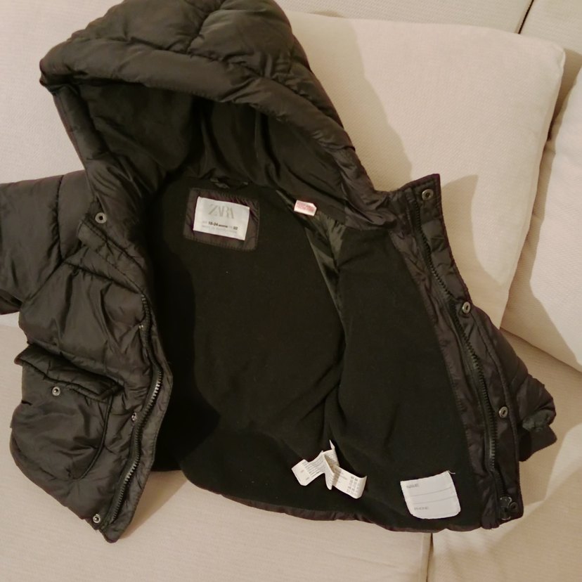 Siyah Kapüşonlu unisex Çocuk Mont - Görsel 4