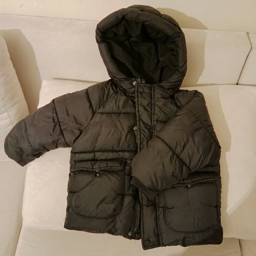 Siyah Kapüşonlu unisex Çocuk Mont - Görsel 2