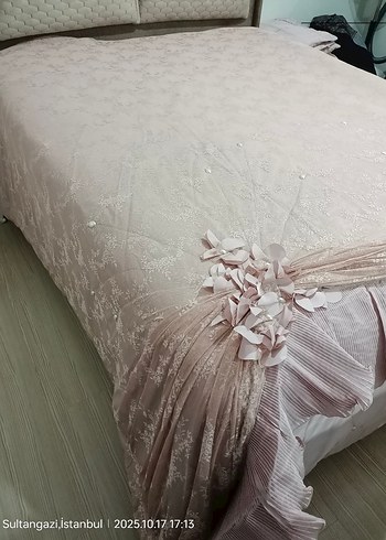 Nakışlı Pembe Yatak Örtüsü - Görsel 10