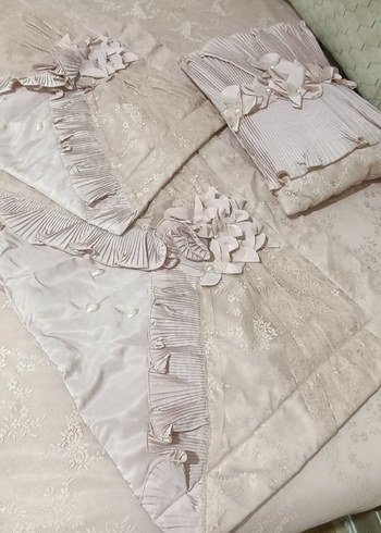 Nakışlı Pembe Yatak Örtüsü - Görsel 6