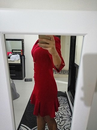 m Beden kırmızı Renk Bershka elbise