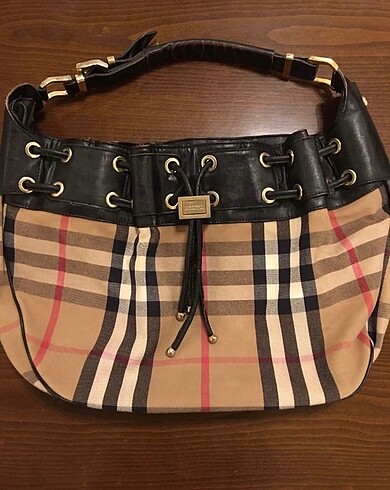 burberry çanta