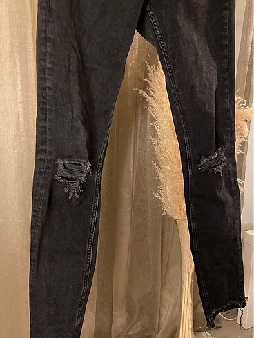 H&M H&M Yırtık Siyah Kot