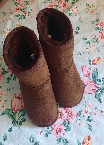 UGG muadili