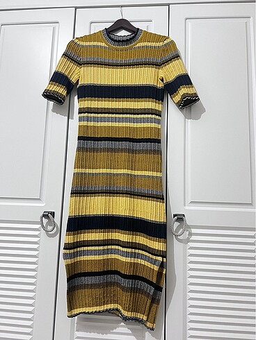 H&M midi elbise